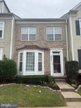 Building Photo - 19471 Rayfield Dr