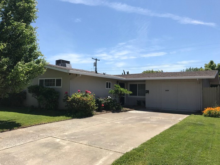 3 bedroom 1 bathroom home located in Sacra... - 3 bedroom 1 bathroom home located in Sacra...