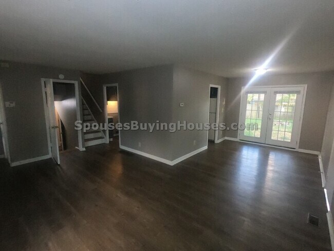 Building Photo - 3530 Maura Ln
