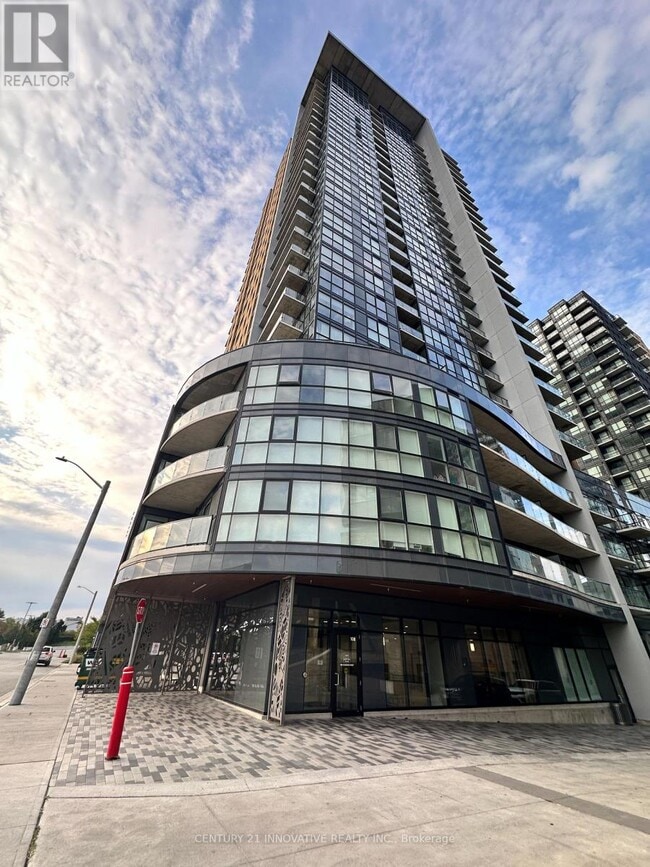 Building Photo - 108 Garment St