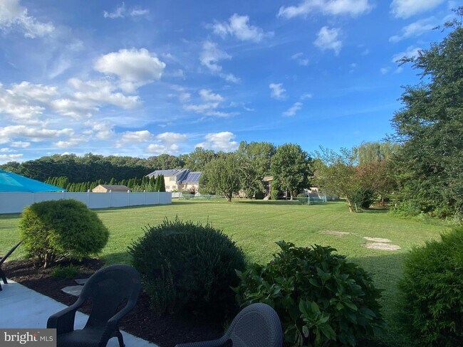 Building Photo - 32387 Mermaid Way Run