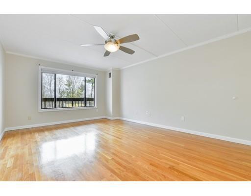 Foto del edificio - 1550 Worcester Rd