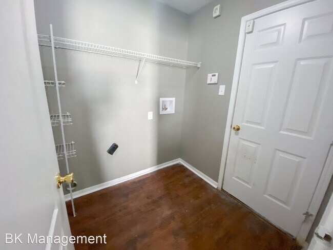 Foto del edificio - 3 br, 2 bath House - 2708 Priest Drive