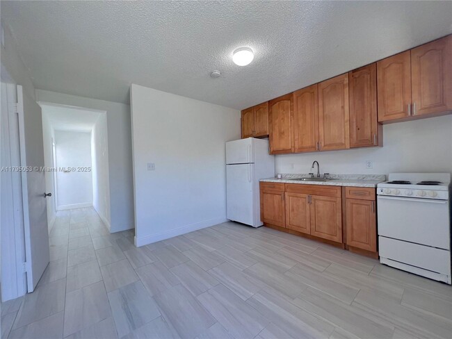Foto del edificio - 7550 NW 2nd Terrace