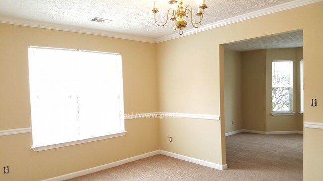 Building Photo - 4512 Bridle Ridge Way