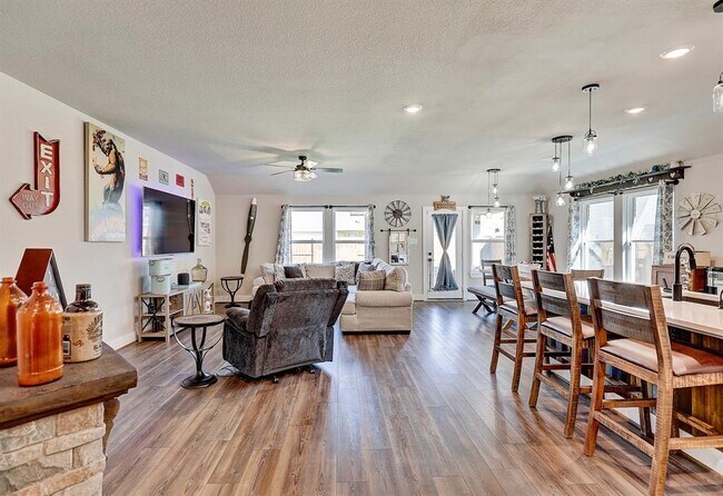 Building Photo - 17861 Hanson Rdg Ct