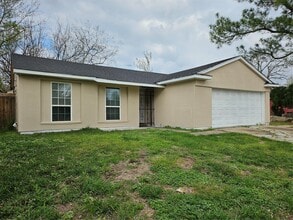 Building Photo - 15829 Ridgeroe Ln