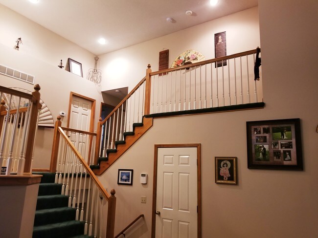 Dormitorios. - 21506 W 53rd Terrace