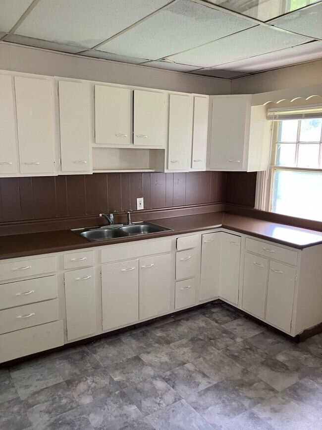 Foto del edificio - 304-306 W Fairview Ave