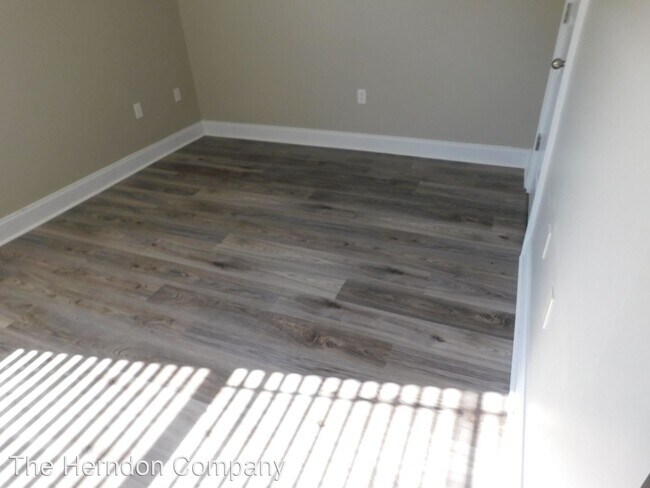 Foto del edificio - 3 br, 2 bath House - 14 N. Moody Drive
