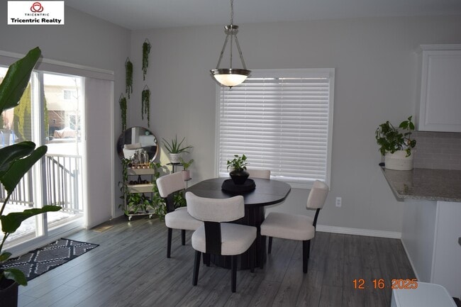 Building Photo - 30295 Berghway Trail