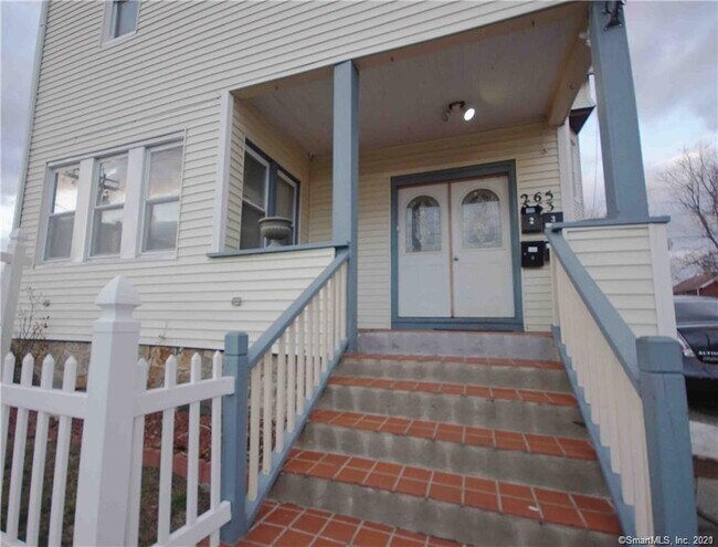 Building Photo - 263 Jefferson St
