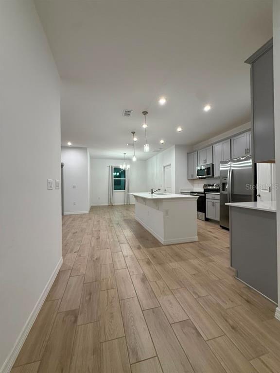 Foto del edificio - 6518 WATERLILY Pl