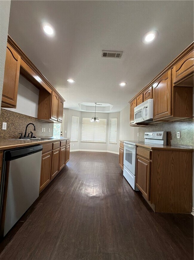 Foto del edificio - 2330 N Stonecrest Dr