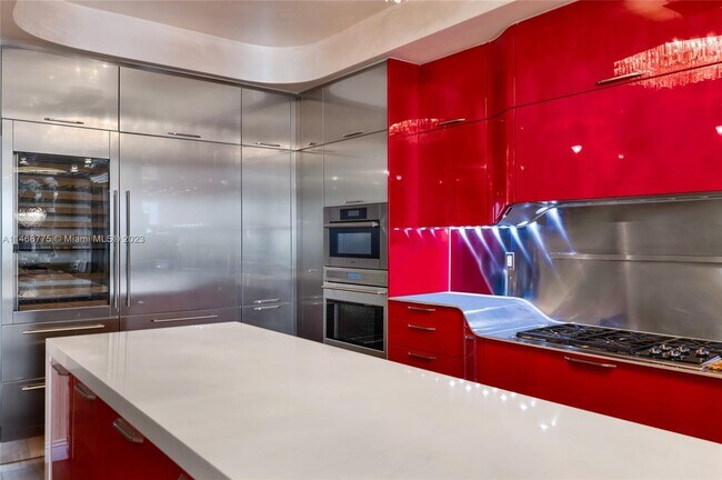 Building Photo - 9701 Collins Ave