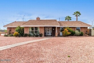 Building Photo - 956 Castillo Dr E