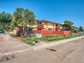 Building Photo - 4240 Loomis Ave