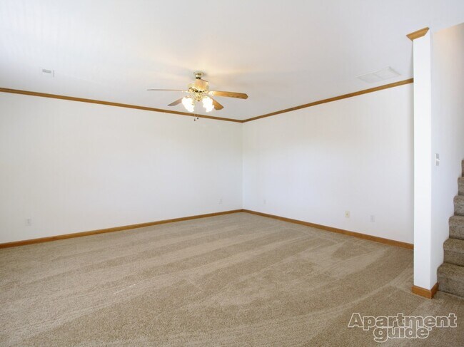 Foto del edificio - 1467 Wilshire Cir