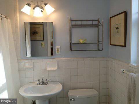 Foto del edificio - 3515 Washington Blvd