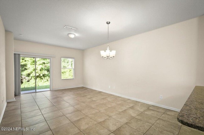 Building Photo - 792 Servia Dr