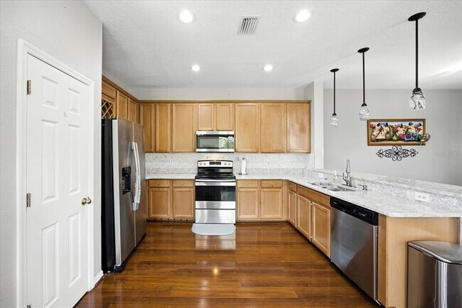 Building Photo - 6546 Marlberry Way