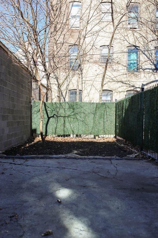 Building Photo - 20 Clendenny Ave