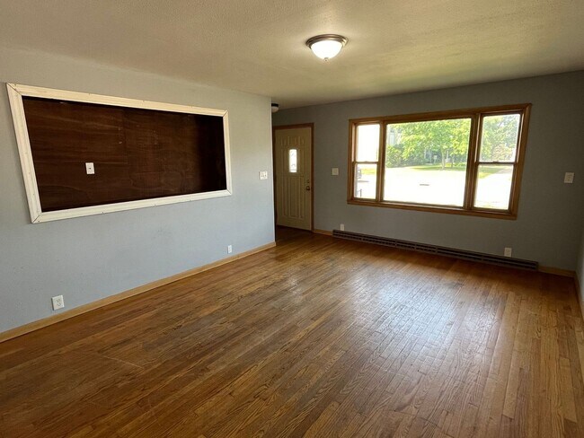 Foto del edificio - 311 6th St S