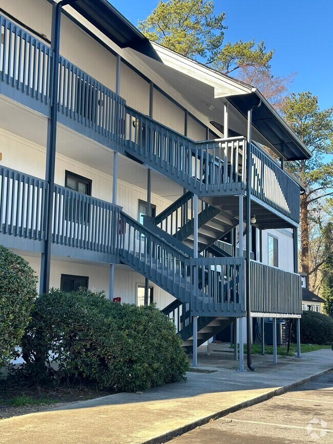 East Mordecai Apartments for Rent with Parking Raleigh, NC 11