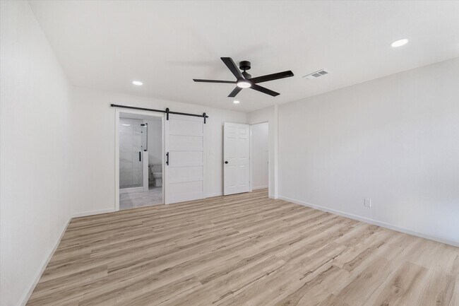 Foto del edificio - 3411 80th St