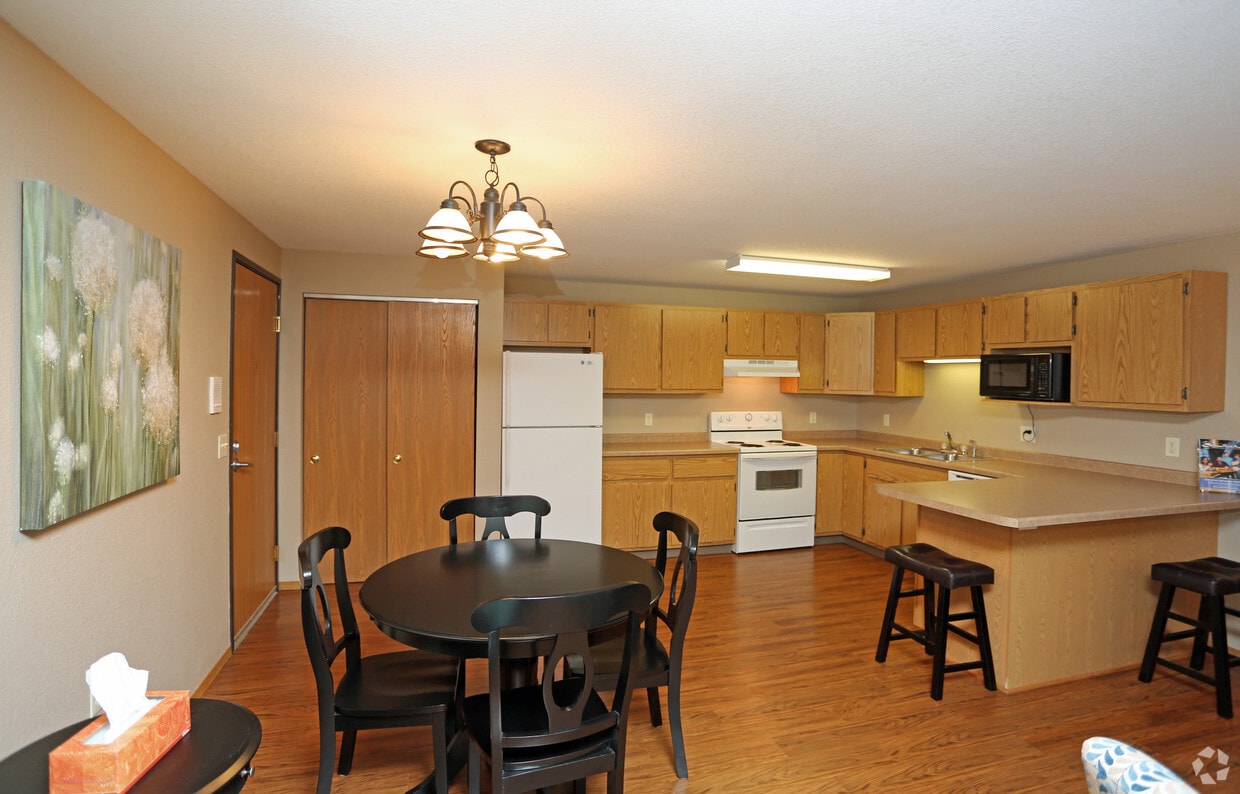 Parkdale Apartments Apartments in Stevens Point, WI