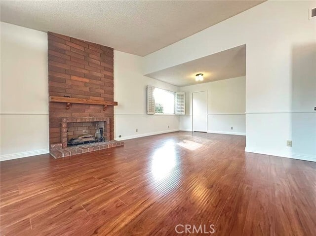 Building Photo - 877 Golden Prados Dr