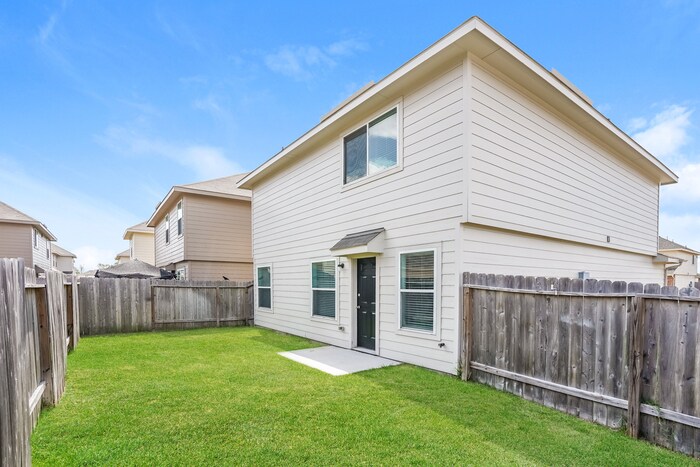 Foto del edificio - 5342 Tobins Gully Dr