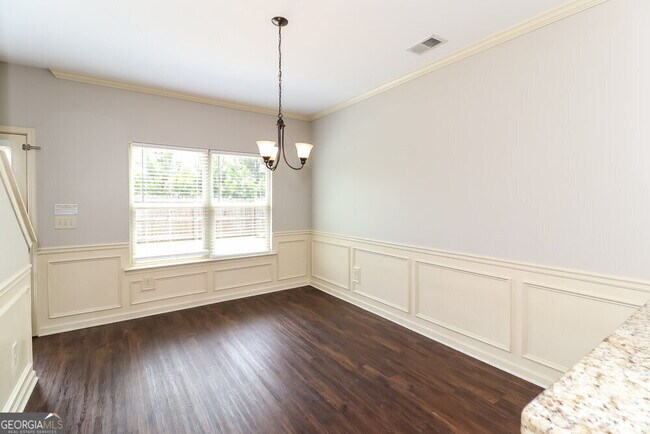 Foto del edificio - 67 Hamilton Blvd NW