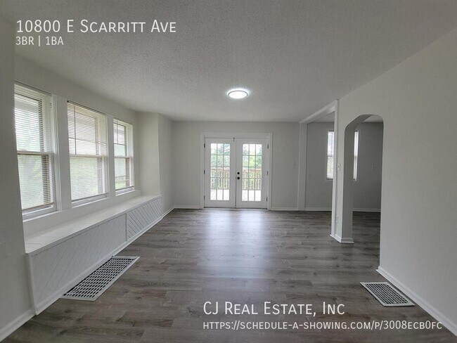 Foto del edificio - 10800 E Scarritt Ave
