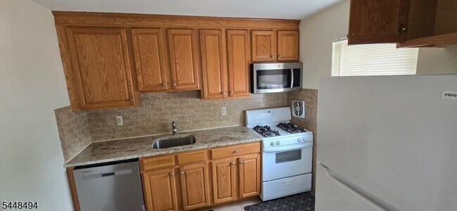 Building Photo - 2467 NJ-10