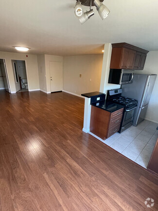 Building Photo - 1340 N Curson Ave