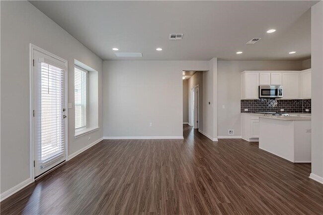 Foto del edificio - 9603 Grapevine Leaf Dr