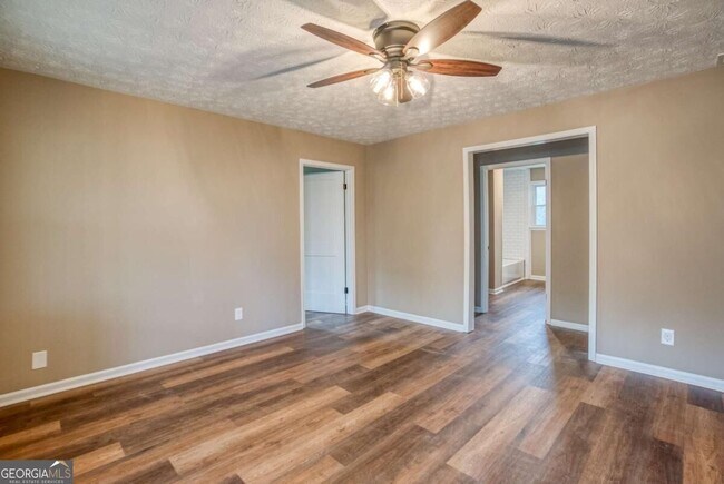 Foto del edificio - 1740 Bold Springs Rd NW