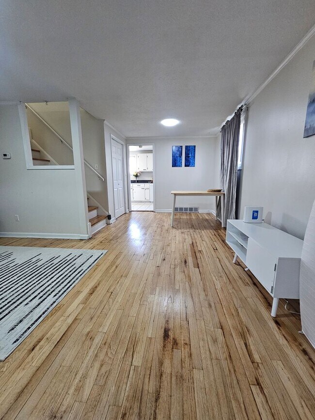 Foto del edificio - 15202/15204 Aldene Ave