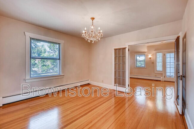 Foto del edificio - 867 N Ogden St