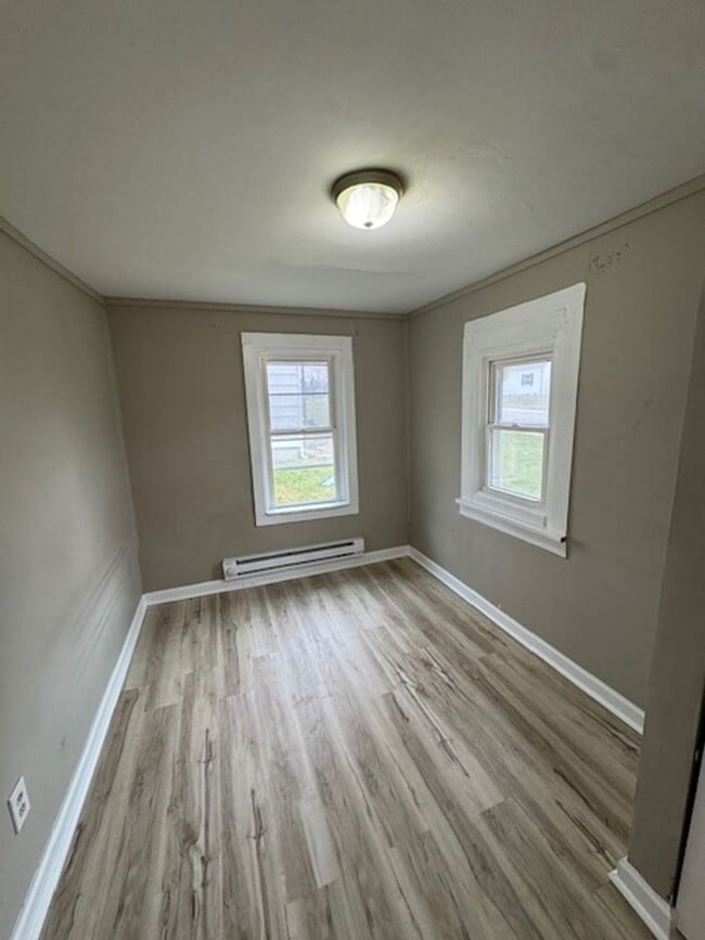 Building Photo - 2717 Clara Ave