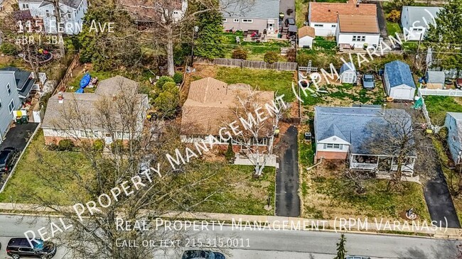 Foto del edificio - 115 Fern Ave