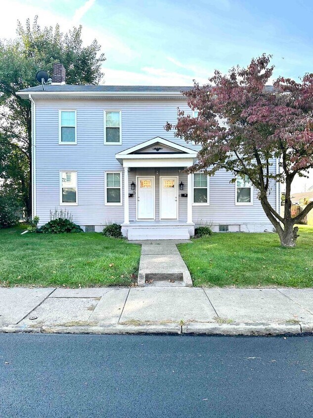 Foto principal - 383 Jefferson St