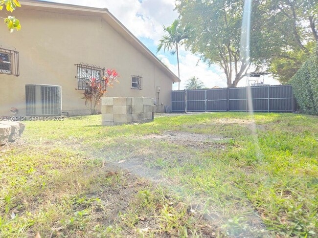 Foto del edificio - 11471 SW 5th Terrace