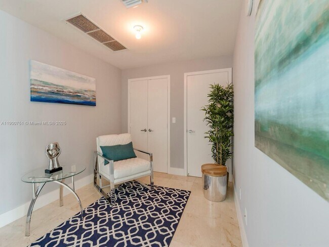 Building Photo - 888 Biscayne Blvd