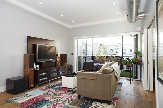 Foto del edificio - 728 Bloomfield St