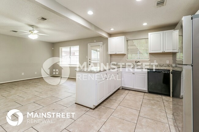 Foto del edificio - 26731 Cypress Rd