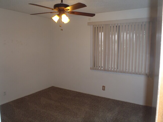 Foto del edificio - 1249 Mountain View Dr