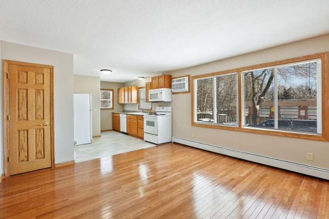 Foto del edificio - 27 97th Ave NW
