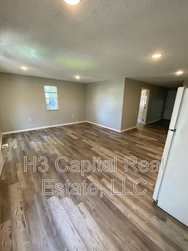 Foto del edificio - 4900 Maryville Rd